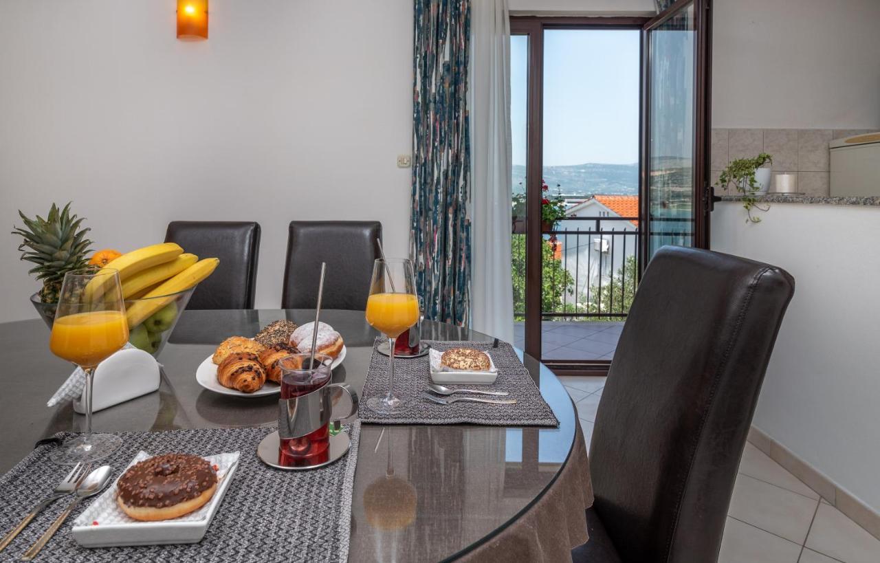 Apartments Bellezza Trogir Eksteriør billede